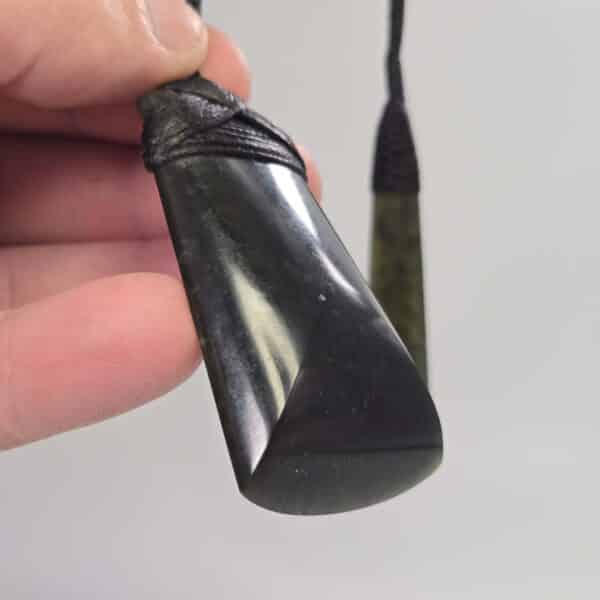 toki, roimata, set, whanau, taonga, pounamu, bowenite, (7) toki, roimata, set, whanau, taonga, pounamu, bowenite, (7)