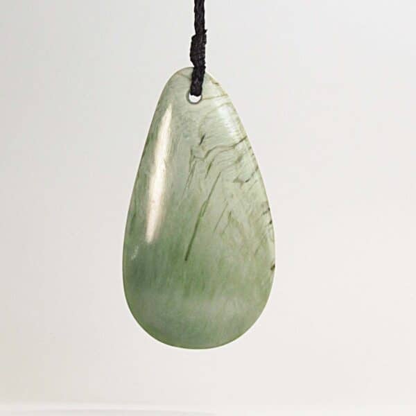 Roimata, taonga, pounamu, jade, inanga, (3)