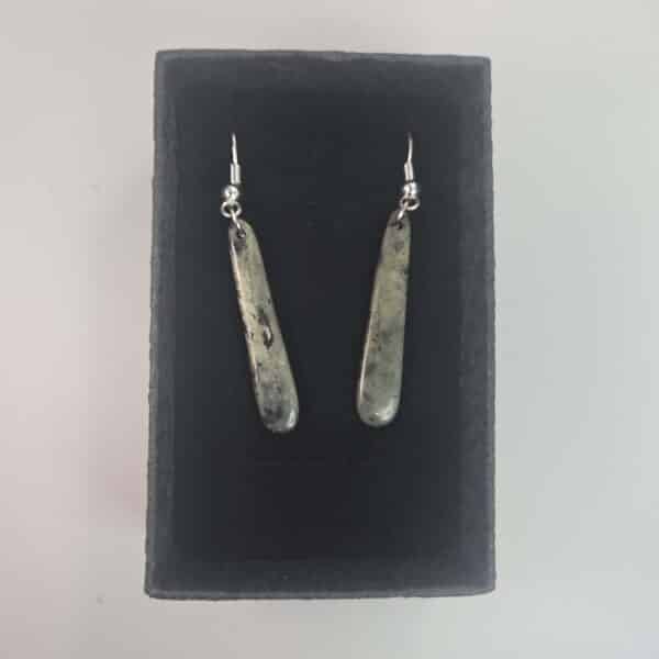 earring, kokopu, pounamu, taonga (6) earring, kokopu, pounamu, taonga (6)