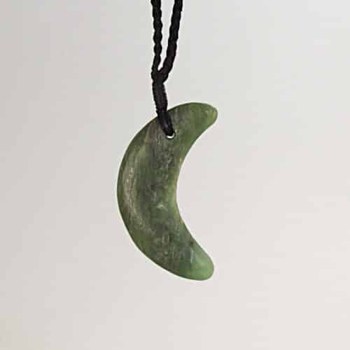 Marama – Crescent Moon Pounamu Taonga