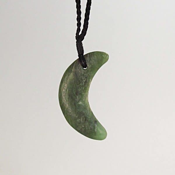 moon,marama, crescent, taonga, pounamu, jade (2)