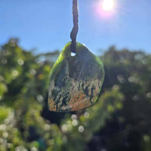 taonga, flower jade, putiputi, pounamu, jade, nephrite, (5) taonga, flower jade, putiputi, pounamu, jade, nephrite, (5)