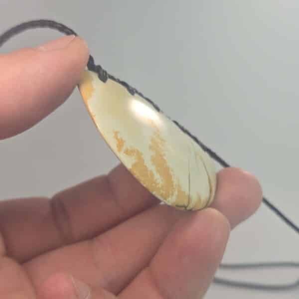 taonga, pounamu, inanga, taonga (4) taonga, pounamu, inanga, taonga (4)