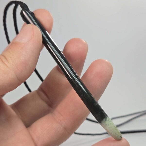 taonga, manu, pounamu, roimata (8) taonga, manu, pounamu, roimata (8)