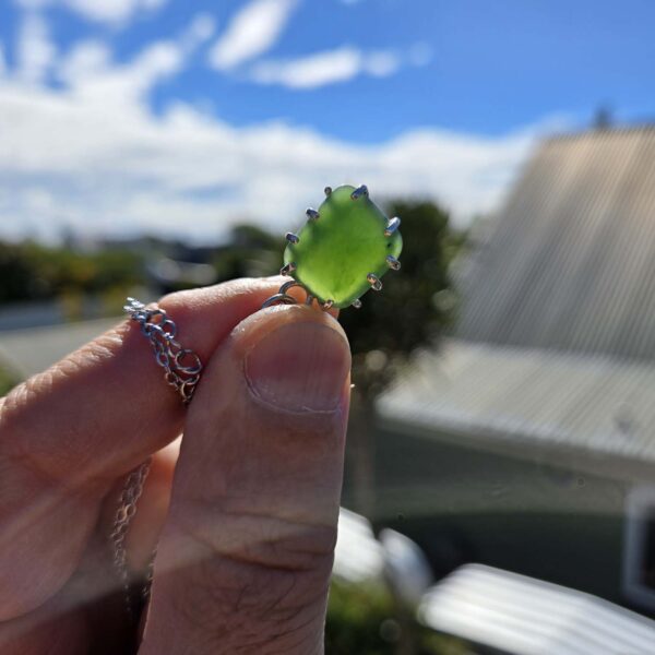 Cam102 Kahurangi, pounamu, pendant, silver (3) Cam102 Kahurangi, pounamu, pendant, silver (3)