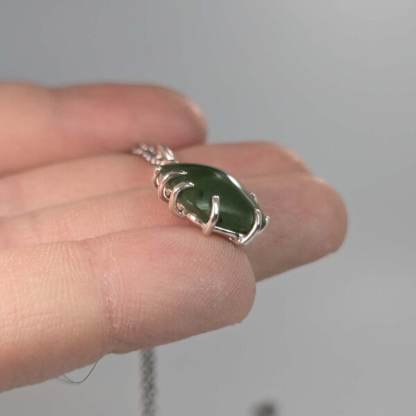 Cam102 Kahurangi, pounamu, pendant, silver (5) Cam102 Kahurangi, pounamu, pendant, silver (5)