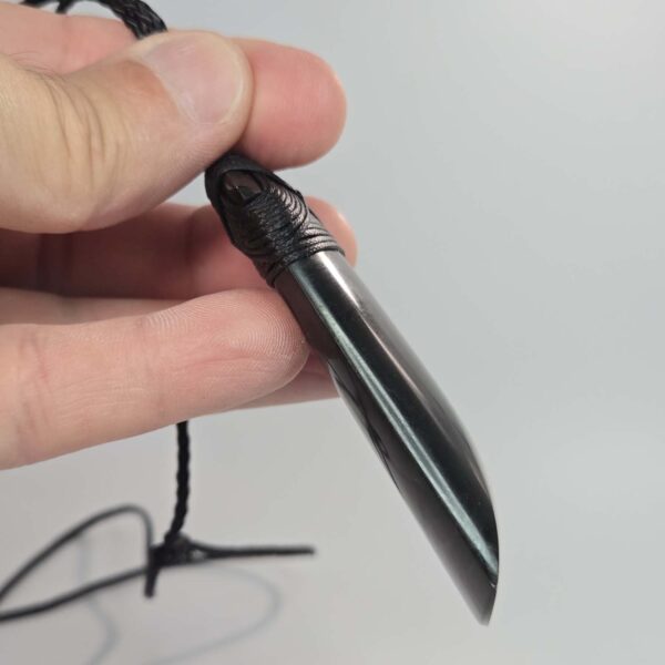 Cam95 pounamu, serpentine, taonga, toki, (8) Cam95 pounamu, serpentine, taonga, toki, (8)