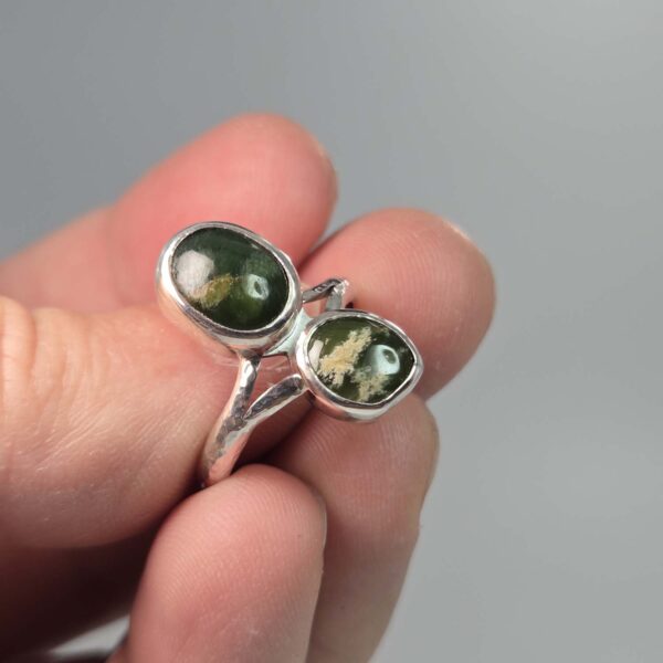 Cam105 Flower Jade, pounamu, ring, silver (1) Cam105 Flower Jade, pounamu, ring, silver (1)