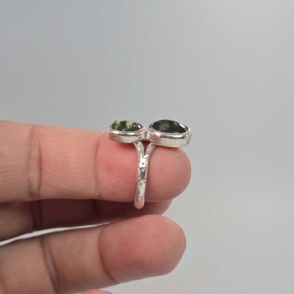 Cam105 Flower Jade, pounamu, ring, silver (5) Cam105 Flower Jade, pounamu, ring, silver (5)