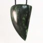 Cam111 Niho, taniwha, tooth, taonga, kawakawa, pounamu, nephrite, jade (4)