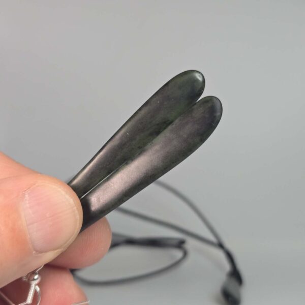 Cam116 Earrings, roimata, pounamu, set (3) Cam116 Earrings, roimata, pounamu, set (3)