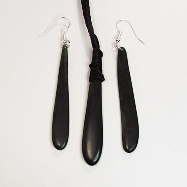 Cam116 Earrings, roimata, pounamu, set (5)