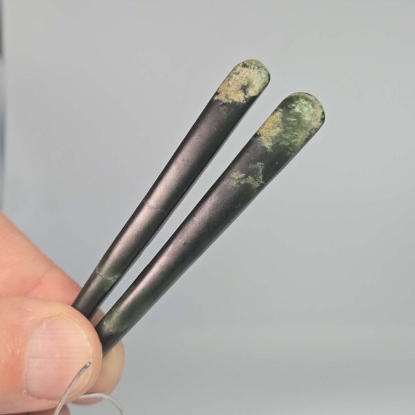 Cam117 Earrings, long, roimata, flower jade, pounamu (3) Cam117 Earrings, long, roimata, flower jade, pounamu (3)