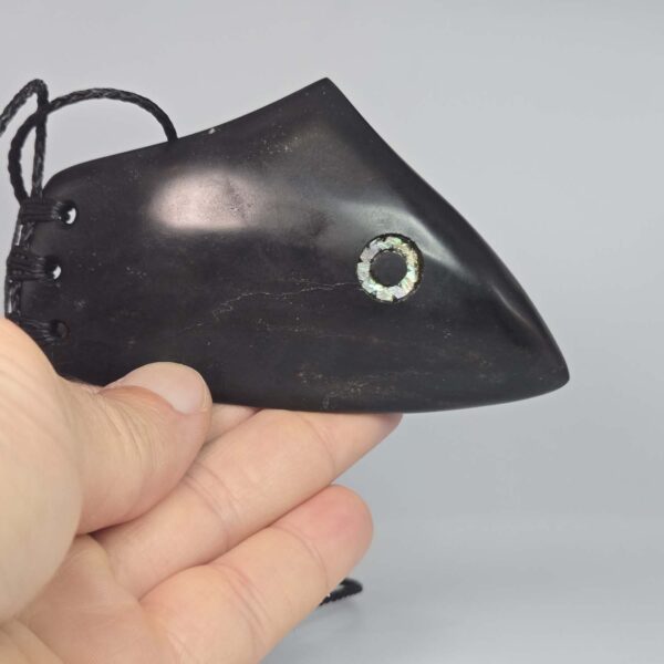 Cam126 Taonga, ōnewa, basalt mako (2) Cam126 Taonga, ōnewa, basalt mako (2)