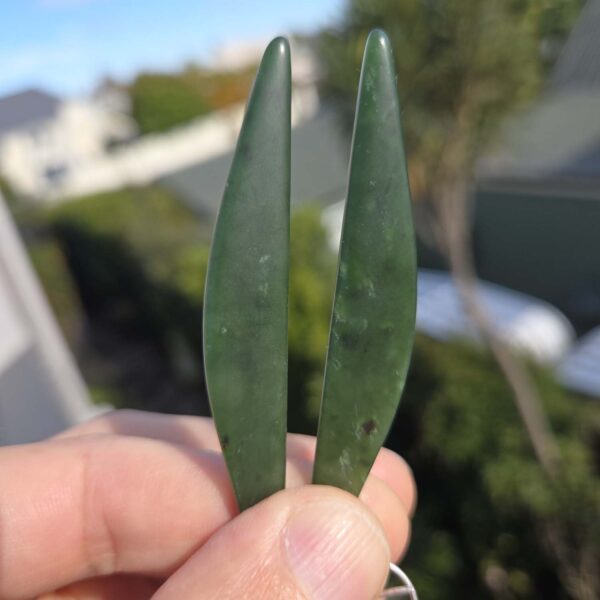 Cam128 Earrings, roimata, kawakawa (3) Cam128 Earrings, roimata, kawakawa (3)