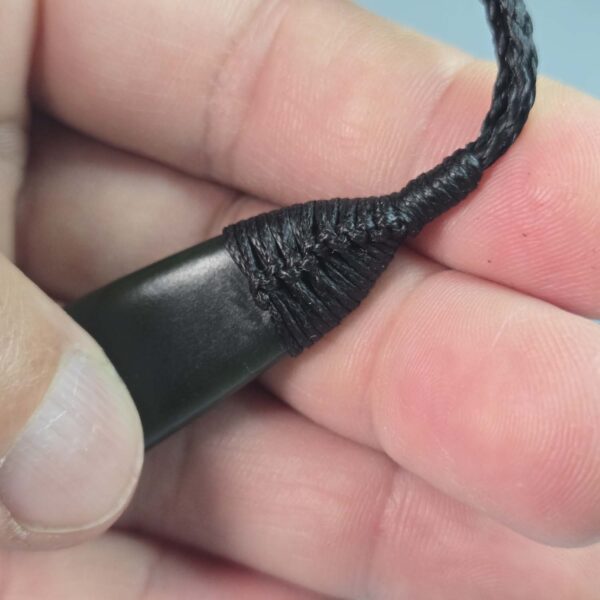 Cam129 Roimata, taonga, pounamu, kawakawa (3) Cam129 Roimata, taonga, pounamu, kawakawa (3)