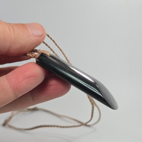 Dav17, Toki, taonga, pounamu, nehprite, jade, (2) Dav17, Toki, taonga, pounamu, nehprite, jade, (2)