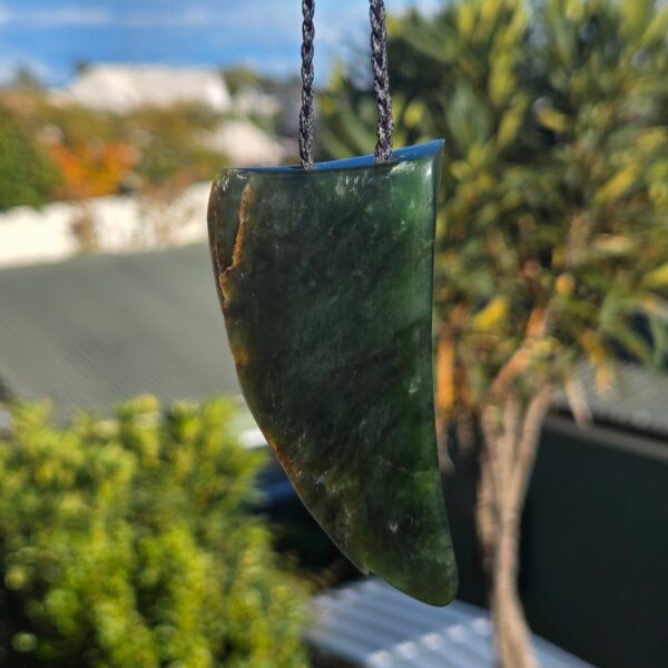 Dav20 Taonga, niho, tooth, pounamu, jade (10) Dav20 Taonga, niho, tooth, pounamu, jade (10)