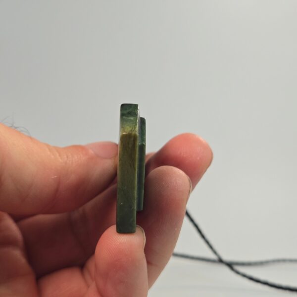 Dav22, hei matau, taonga, hook, kawakawa, pounamu, (4) Dav22, hei matau, taonga, hook, kawakawa, pounamu, (4)