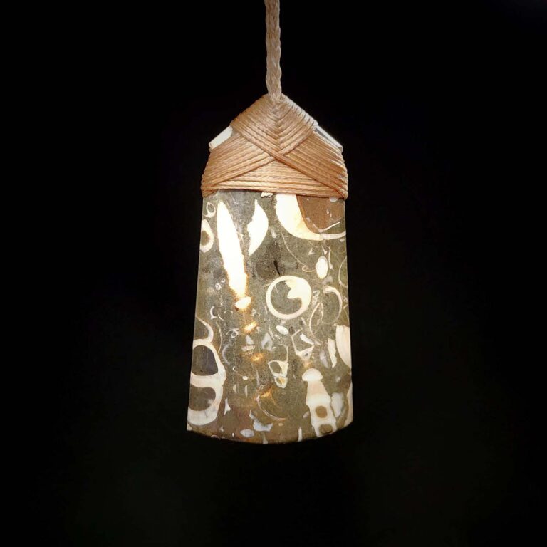 Te Toki Kōhatu Tawhito