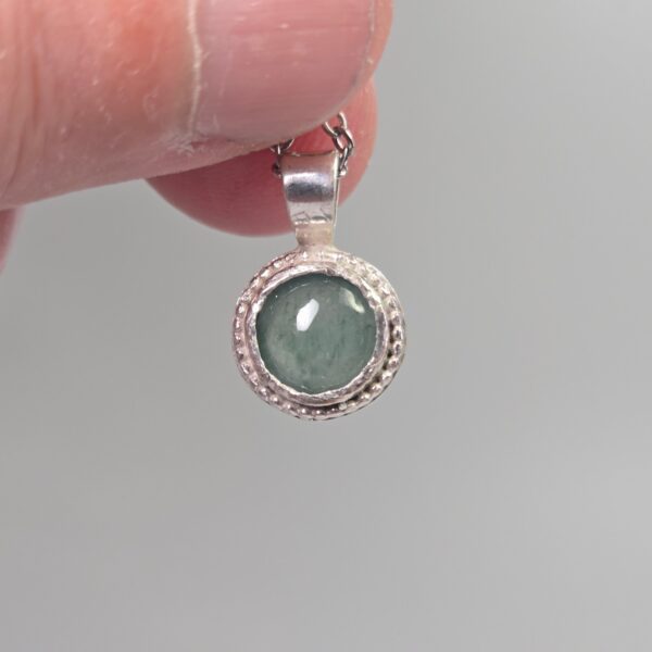 Snowy Princessa, jadeite, guatamala, pendant, stud, earrings, silver (11) Snowy Princessa, jadeite, guatamala, pendant, stud, earrings, silver (11)