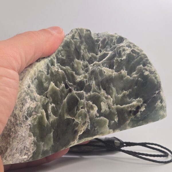 Cam138 Toki, roimata, display, set pounamu, jade, taonga (16) Cam138 Toki, roimata, display, set pounamu, jade, taonga (16)