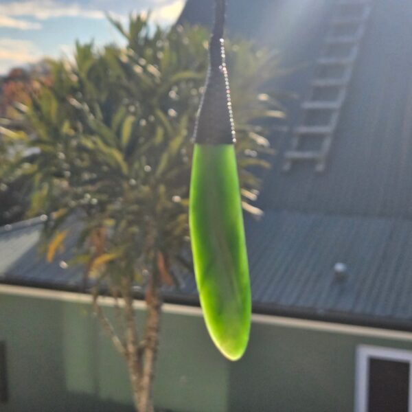 Cam153, taonga, roimata, pounamu, jade Cam153, taonga, roimata, pounamu, jade