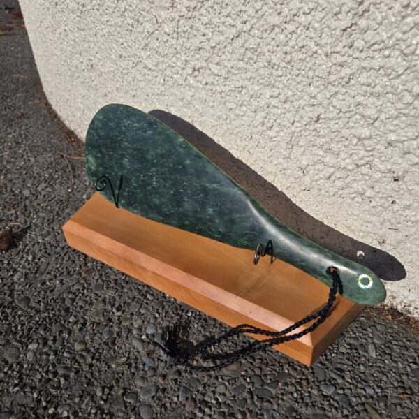 Cam155 mere, pounamu, jade, nephrite, maori, taonga (9) Cam155 mere, pounamu, jade, nephrite, maori, taonga (9)