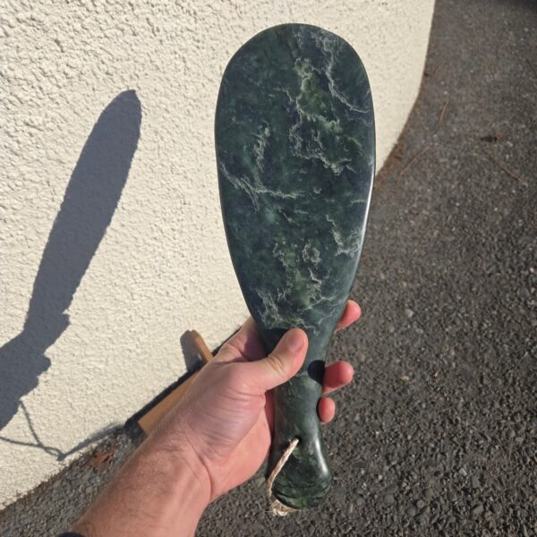 Mere, tuatahi, kawakawa, pounamu, taonga, (6) Mere, tuatahi, kawakawa, pounamu, taonga, (6)