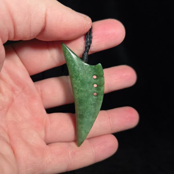 Dav28 Pouamu, jade, nephrite, niho, tooth, taonga (6) Dav28 Pouamu, jade, nephrite, niho, tooth, taonga (6)