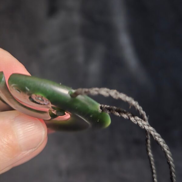 Dav31, tuna, eel, pounamu, raukaraka, kawakawa, taonga, jade (5) Dav31, tuna, eel, pounamu, raukaraka, kawakawa, taonga, jade (5)