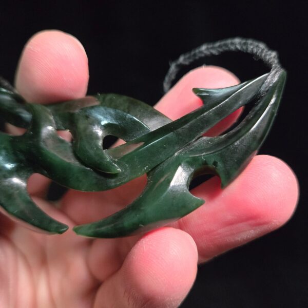 Dav38 Mangopare, shark, pounamu, jade, kawakawa, kaha, (4) Dav38 Mangopare, shark, pounamu, jade, kawakawa, kaha, (4)