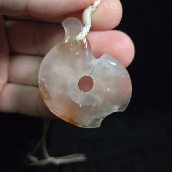 hei matau, hook, chalcedony, carnelian, quartz, taonga, maori (5) hei matau, hook, chalcedony, carnelian, quartz, taonga, maori (5)
