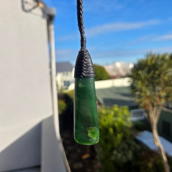 Cam166 Roimata, kawakawa, pounamu, taonga, jade, (6) Cam166 Roimata, kawakawa, pounamu, taonga, jade, (6)
