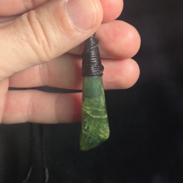Cam 171 roimata, taonga, maori, pounamu, flower jade, jade, gold, putiputi, (5) Cam 171 roimata, taonga, maori, pounamu, flower jade, jade, gold, putiputi, (5)